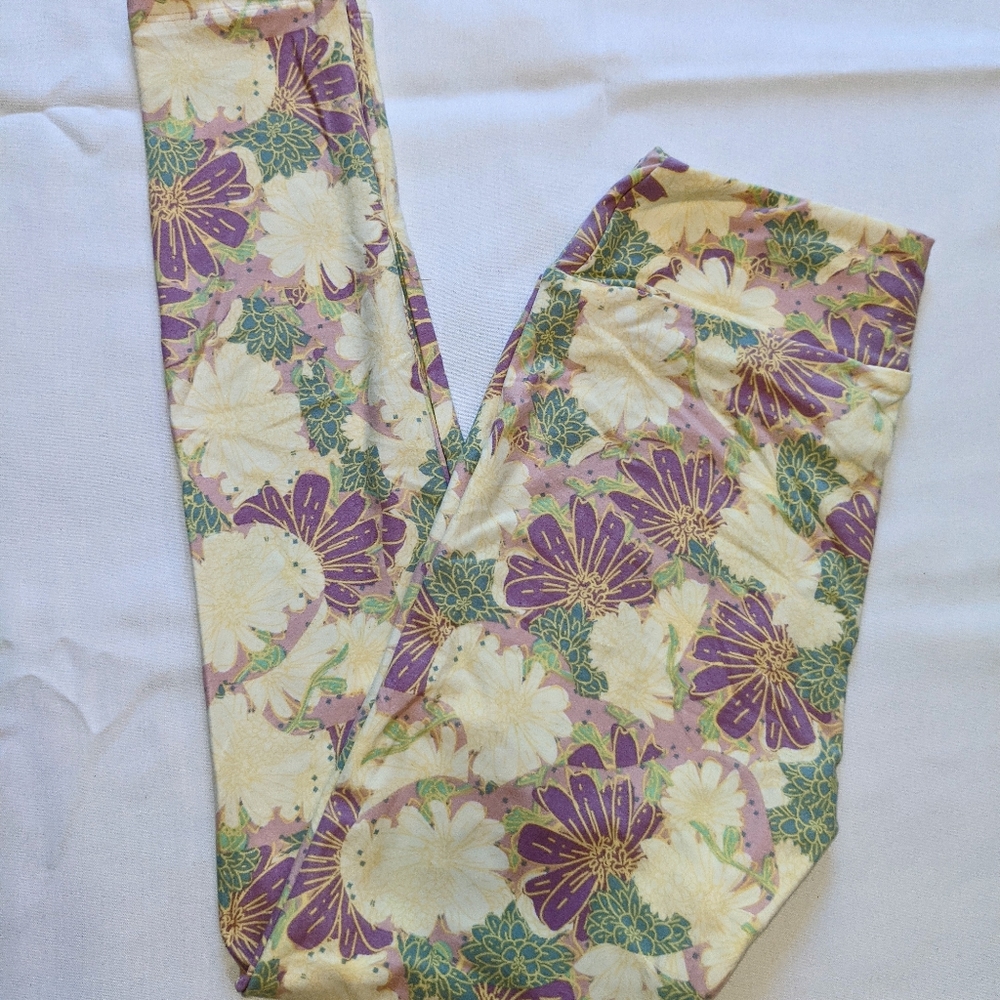 NWOT LuLaRoe Floral Leggings